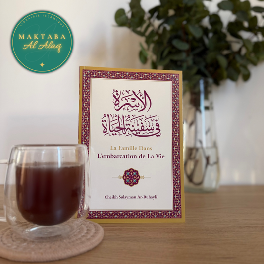 La famille dans l'embarcation de la vie